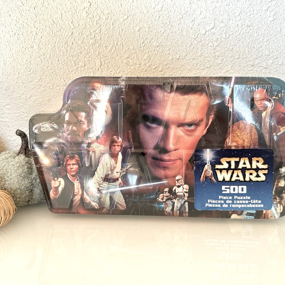 NWT Star Wars Puzzle in Collectible Tin